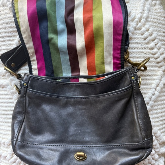 Hand bag - Picture 3 of 3